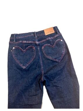 Judy Blue Heart Women's Dark Blue Denim Jeans Hot pink contrast stitching